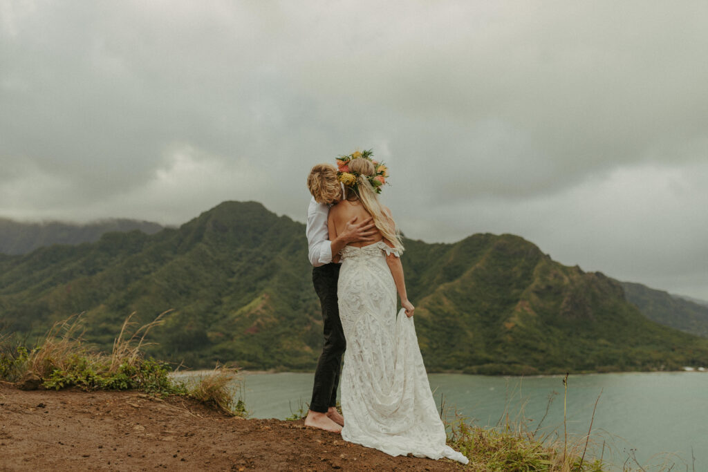 Couple eloping in Hawaii