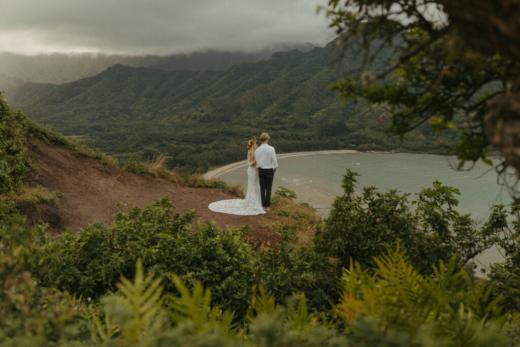 Couple eloping in Hawaii