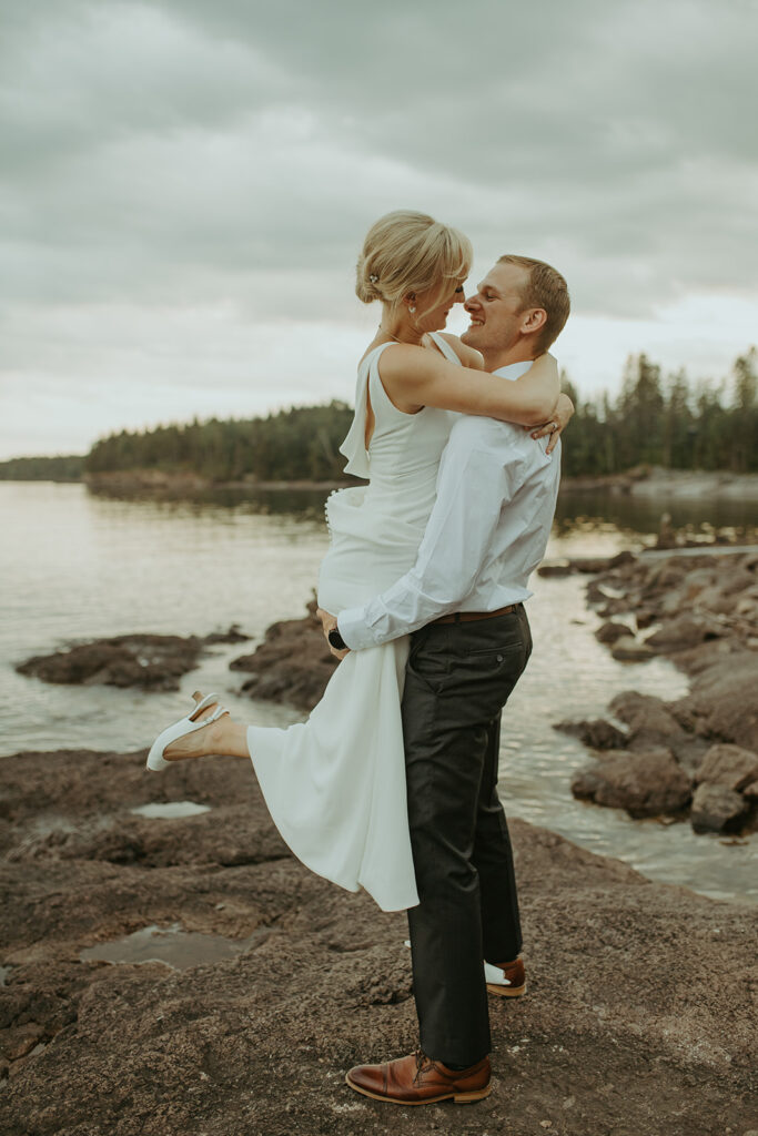 Couple eloping in Minnesota's North Shore