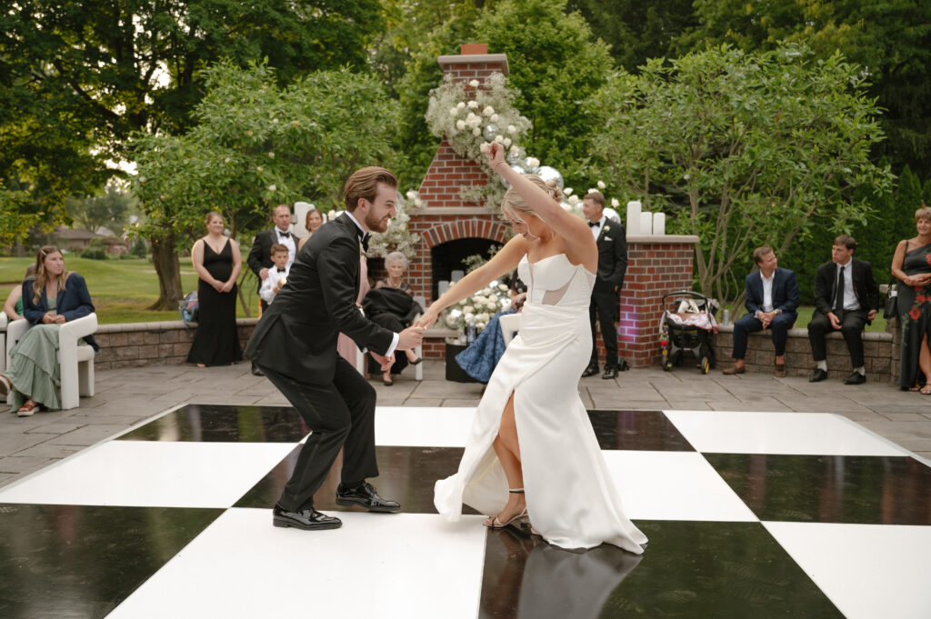 Couple's first dance at a private estate following an Ohio city hall wedding