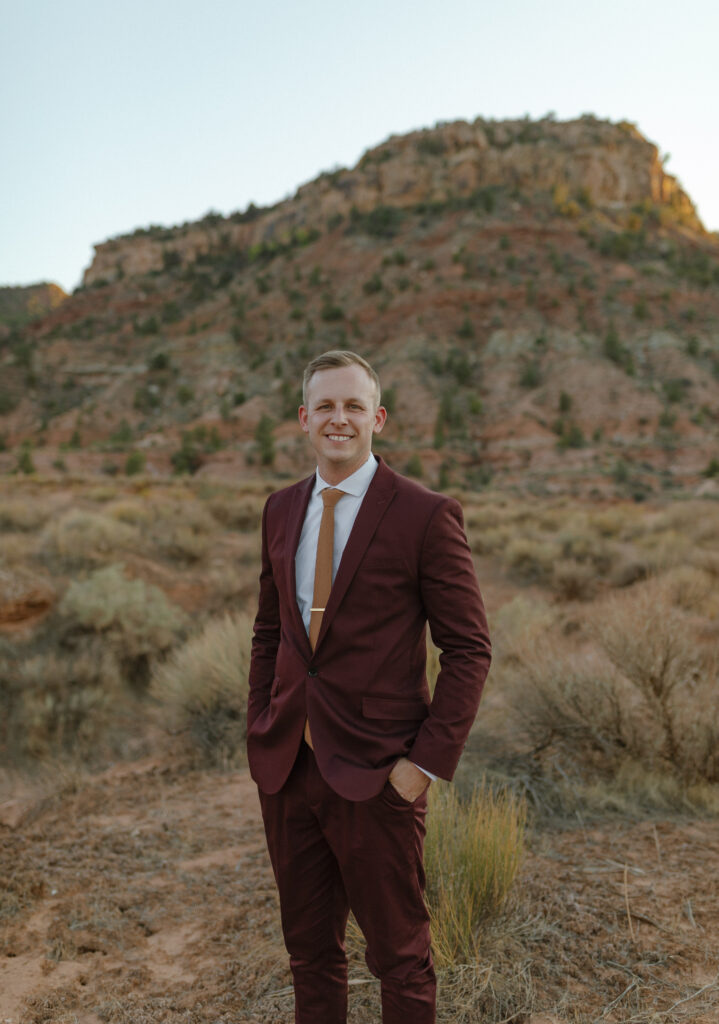 Portraits of bride and groom in Zion National Park